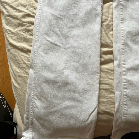 Madewell 11 inch High Rise Flare Jean White Size 27 - Picture 3 of 6